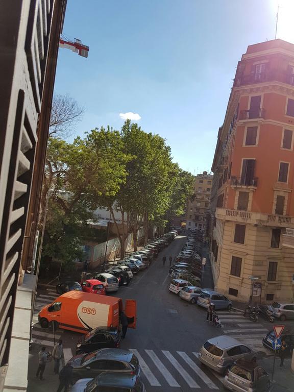 Charm Of Rome Bed and Breakfast Exteriör bild